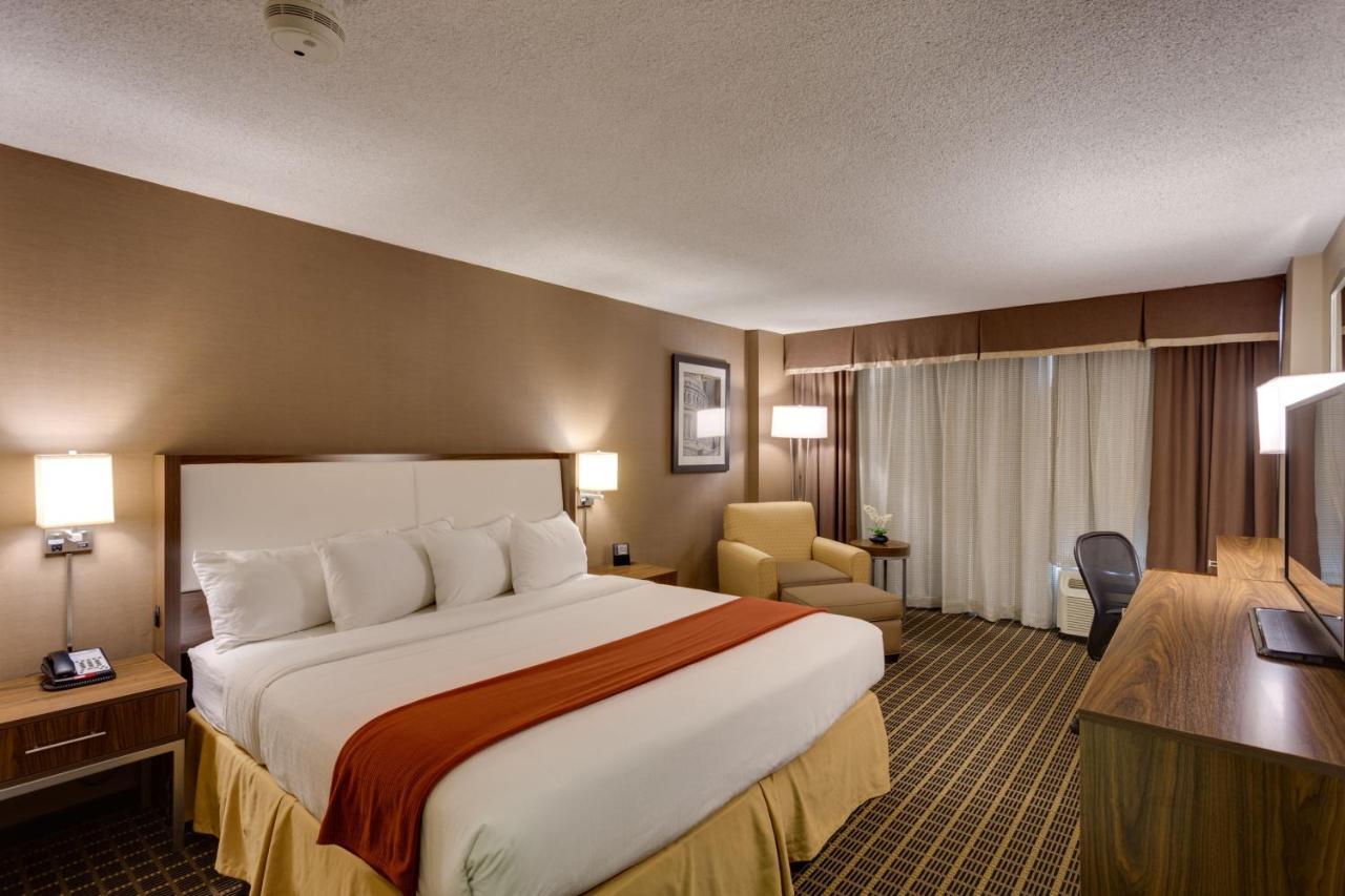Holiday Inn Express Washington Dc Sw - Springfield By Ihg מראה חיצוני תמונה