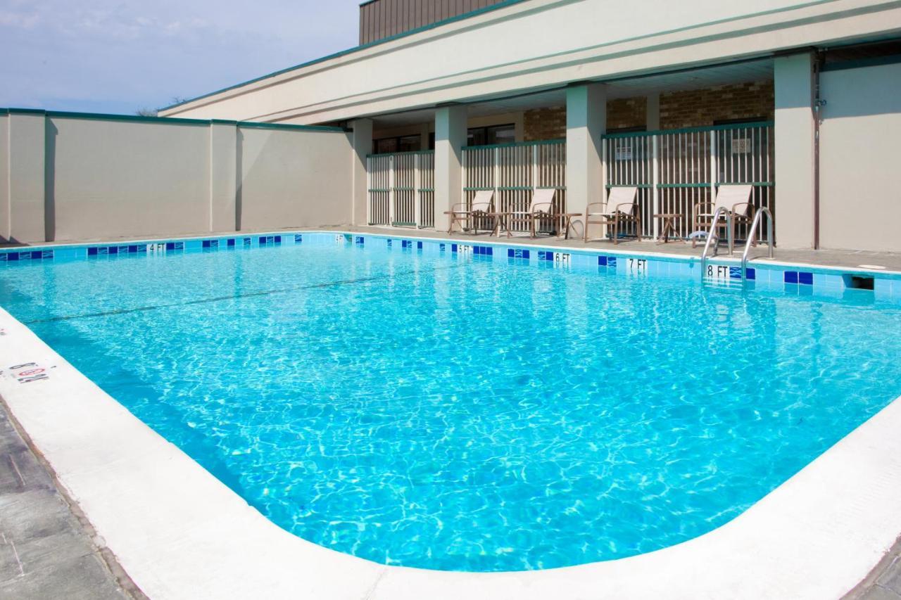 Holiday Inn Express Washington Dc Sw - Springfield By Ihg מראה חיצוני תמונה
