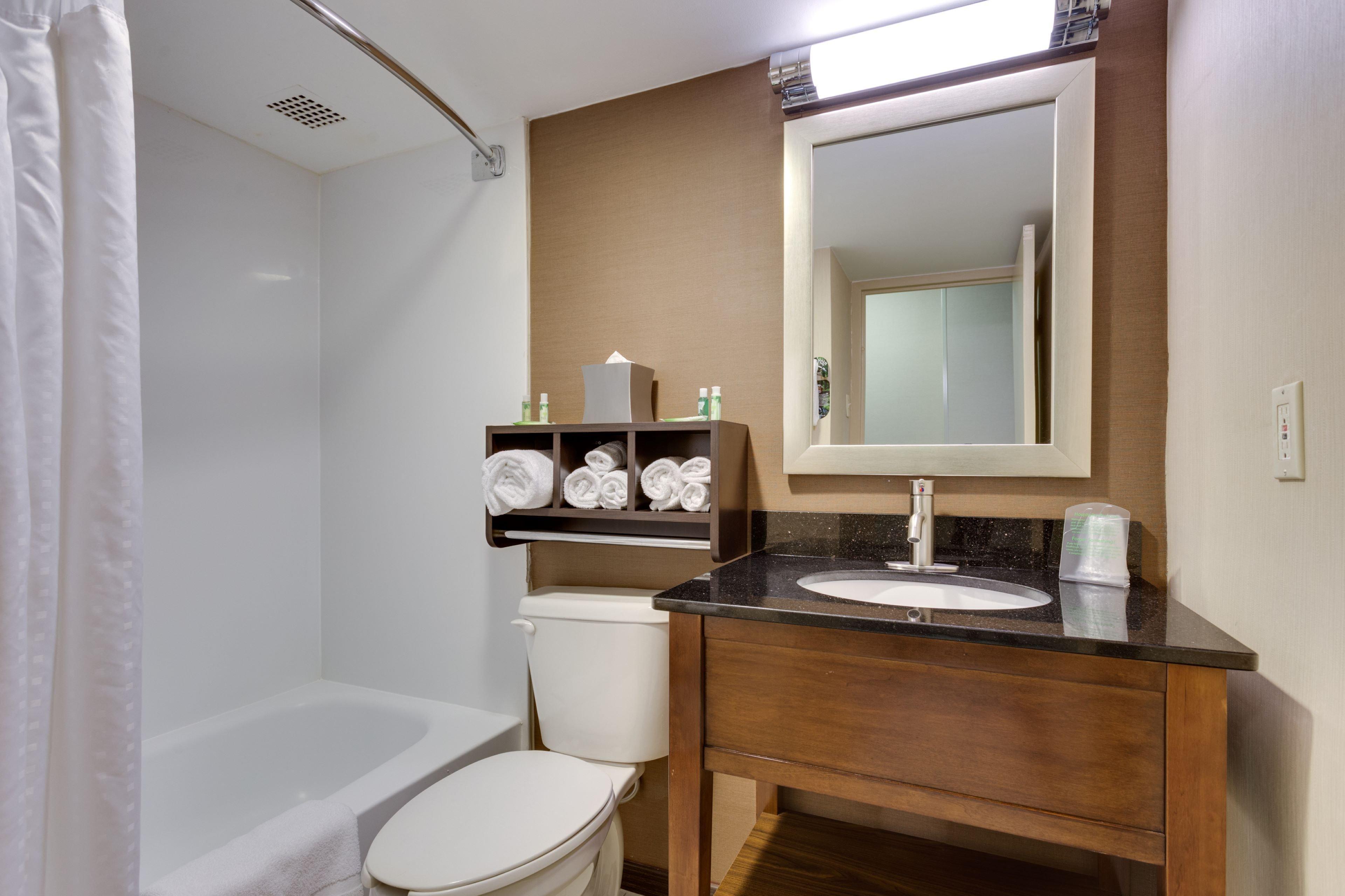 Holiday Inn Express Washington Dc Sw - Springfield By Ihg מראה חיצוני תמונה