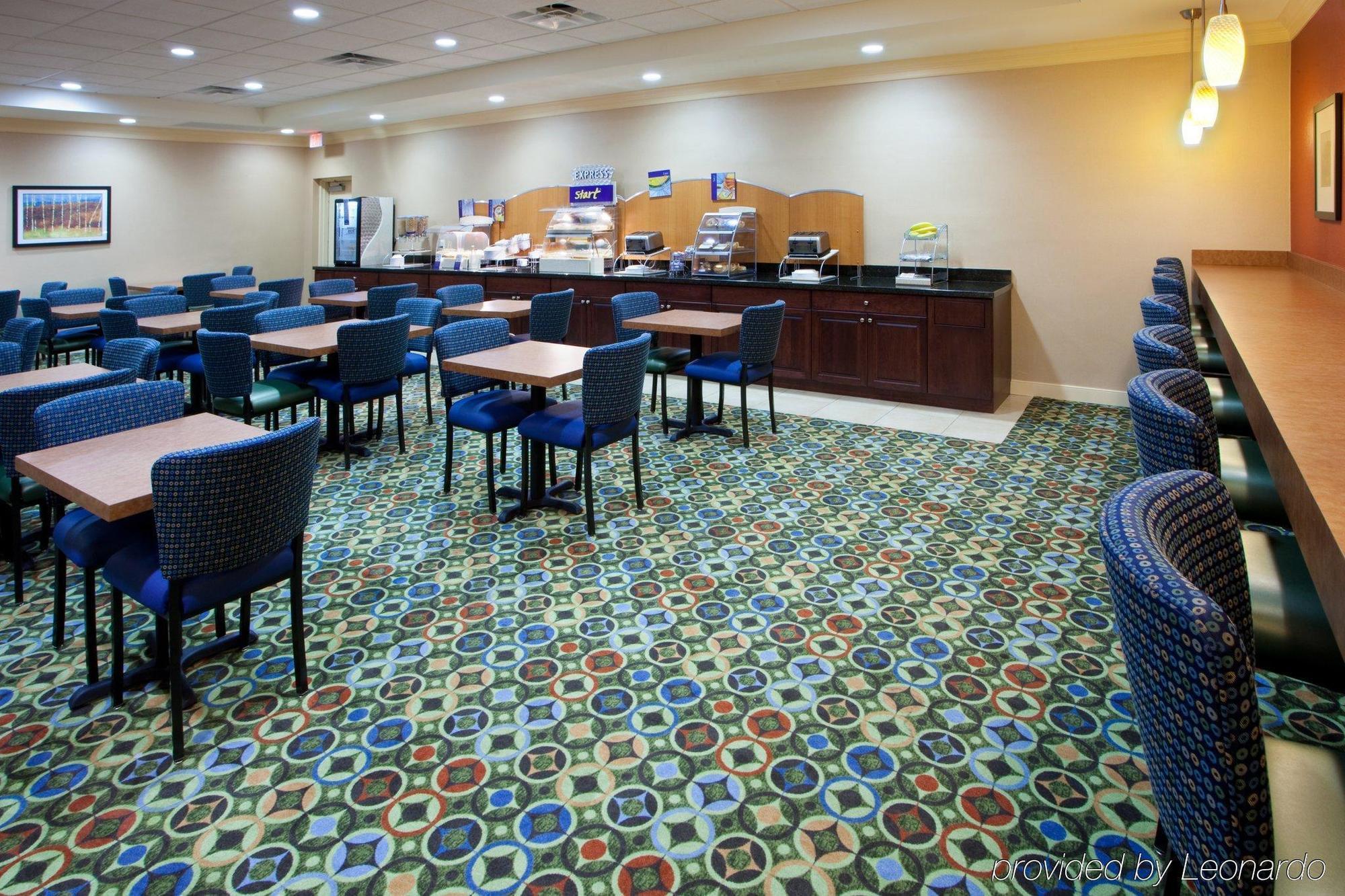 Holiday Inn Express Washington Dc Sw - Springfield By Ihg מסעדה תמונה