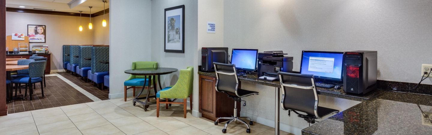 Holiday Inn Express Washington Dc Sw - Springfield By Ihg מראה חיצוני תמונה