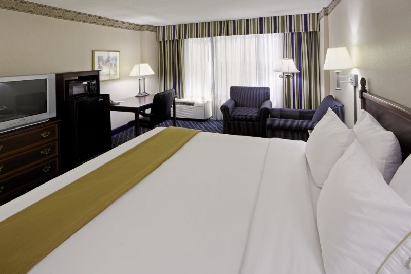 Holiday Inn Express Washington Dc Sw - Springfield By Ihg מראה חיצוני תמונה